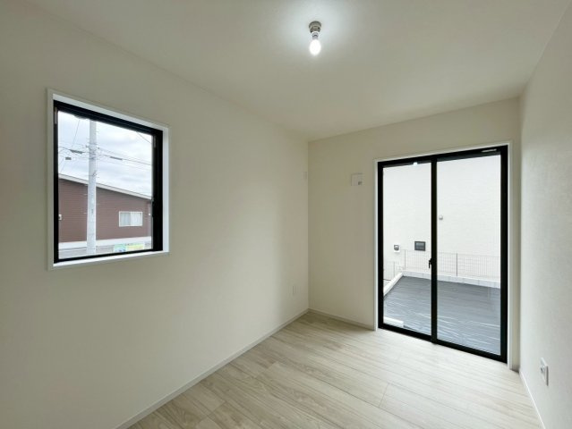 【洋室】 | 高崎市剣崎町　1号棟