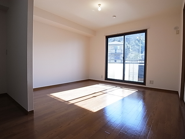 神戸市北区谷上南町のアパートの居間・リビング|リビング