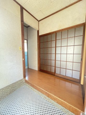 【玄関】 | 尾﨑荘