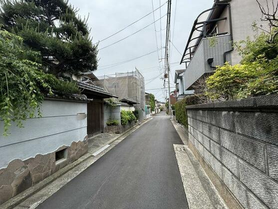 浜寺諏訪森町中１丁　新築一戸建の前面道路含む現地写真