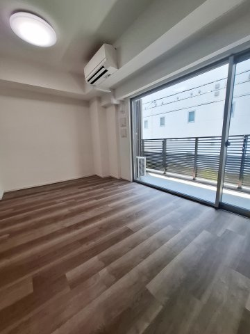 Live Casa西宮の居間・リビング