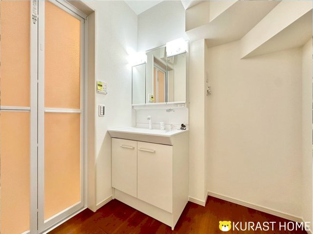 京都市南区久世上久世町　新築戸建の洗面所