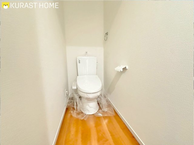 京都市南区久世上久世町　新築戸建のトイレ