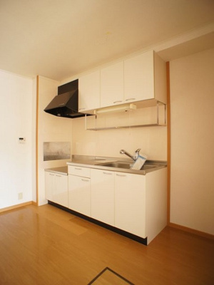 【キッチン】 | アニメート・ヴィラE | 便利な吊戸棚が付いています♪