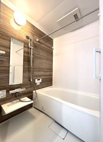 Ｄ－ＲＯＯＭ　Ｎａｋａｏｔａの浴室