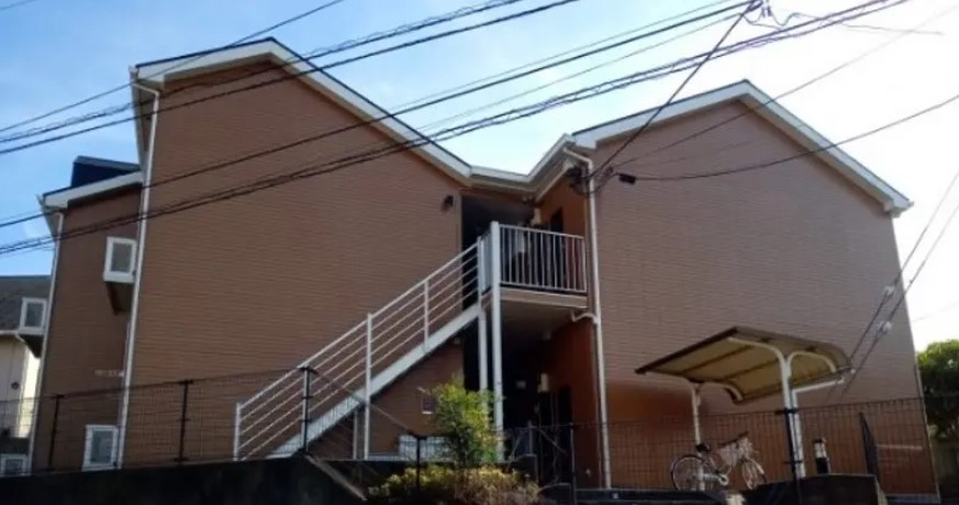 レオパレスRaffinee