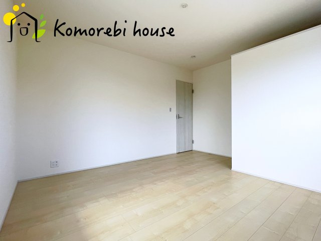 鴻巣人形三丁目　新築一戸建て　リーブルガーデン　01の寝室|使い勝手のいい寝室です