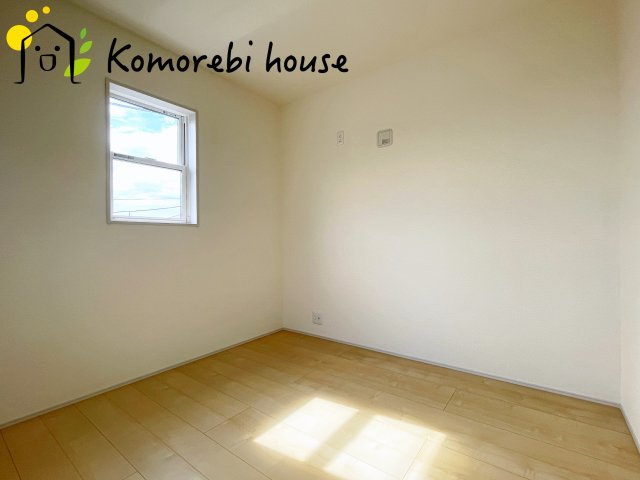 鴻巣人形三丁目　新築一戸建て　リーブルガーデン　01の洋室|個人の部屋や寝室として使える洋室です