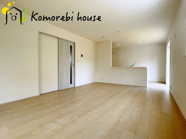 鴻巣人形三丁目　新築一戸建て　リーブルガーデン　01の居間・リビング|居間です