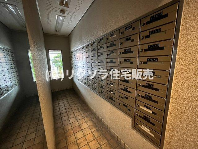ファミール寝屋川パークサイドの設備|集合ポスト
■物件内覧・資金計画相談・住宅ローン相談、リフォーム相談、お問合せ受付中■
※当日・翌日のご内覧、ご相談はお電話でのお問合せがスムーズです！