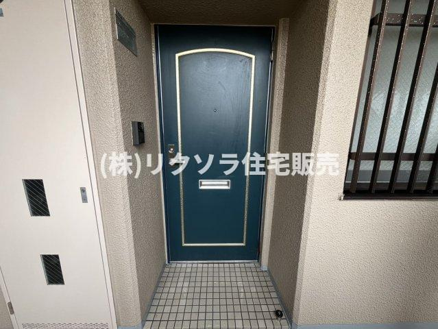 ファミール寝屋川パークサイドの玄関|■物件内覧・資金計画相談・住宅ローン相談、リフォーム相談、お問合せ受付中■
※当日・翌日のご内覧、ご相談はお電話でのお問合せがスムーズです！