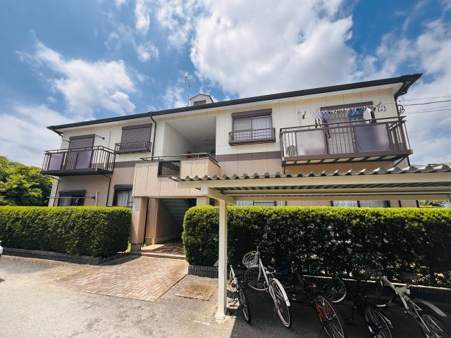 サンシャインハイツの外観