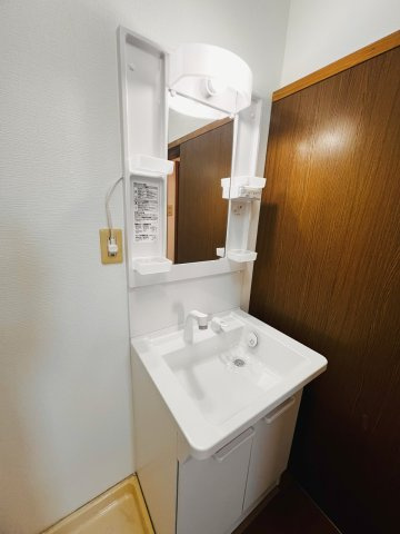 サンシャインハイツの独立洗面台