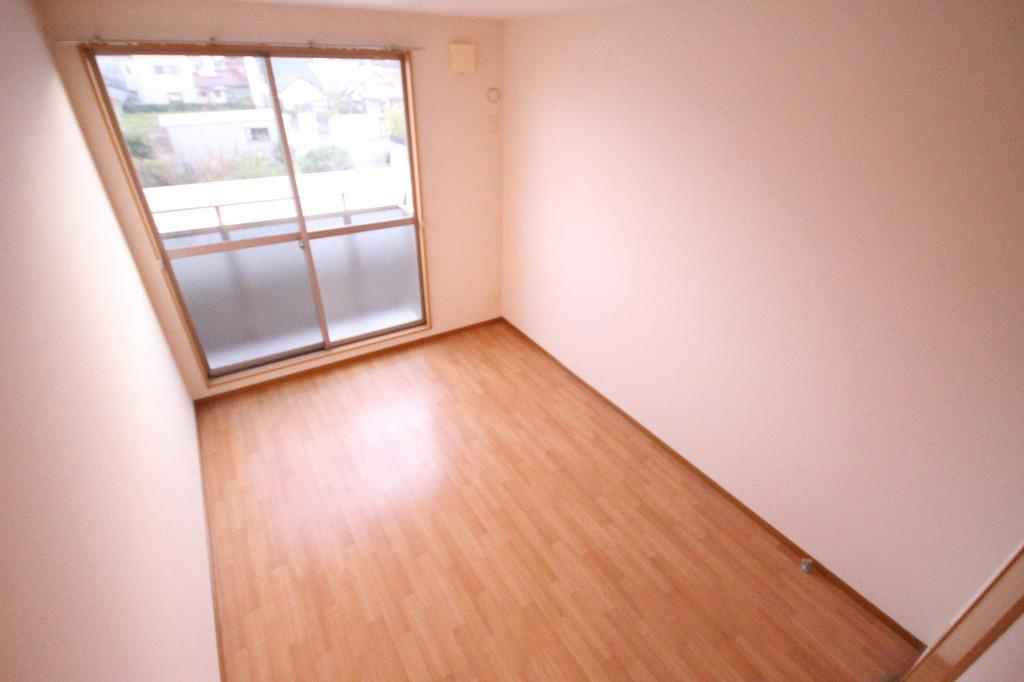 ユニグランデ山手の寝室|※お部屋により仕様が異なる場合があります※