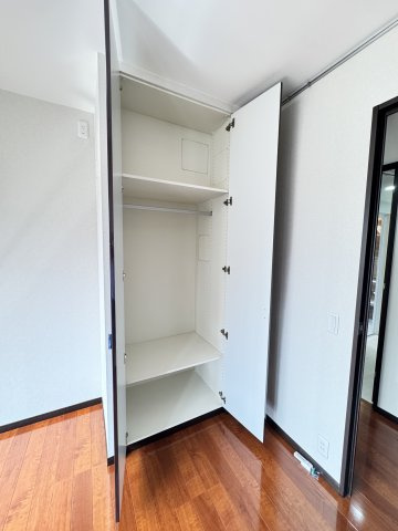 シティタワー前橋千代田町の収納|■5.4帖洋室（南西角部屋）収納