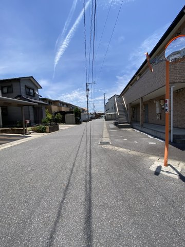 ラ・ルーチェの周辺|北側道路