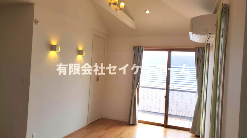 武蔵高萩中古戸建の洋室|ゆったりした洋室です