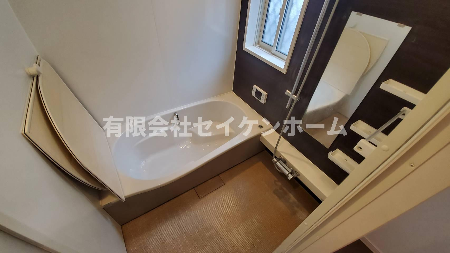 武蔵高萩中古戸建の浴室