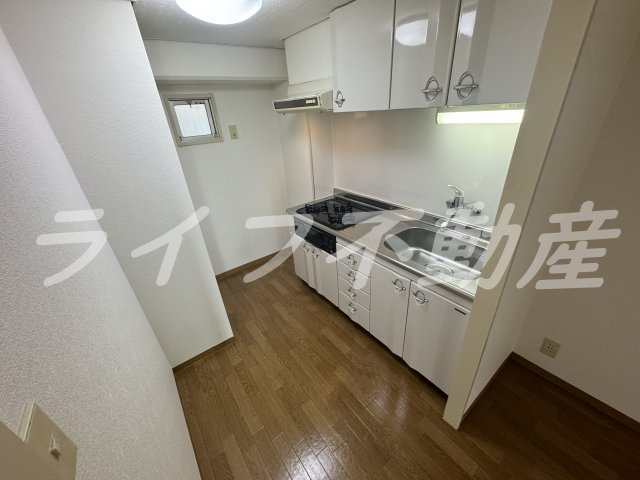 グランドシャトー山本のキッチン|きれいなキッチンです