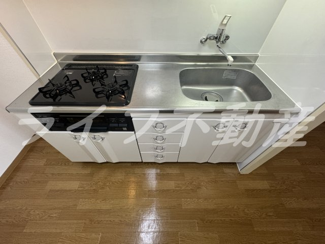 グランドシャトー山本のキッチン|キッチンでお料理をお楽しみください