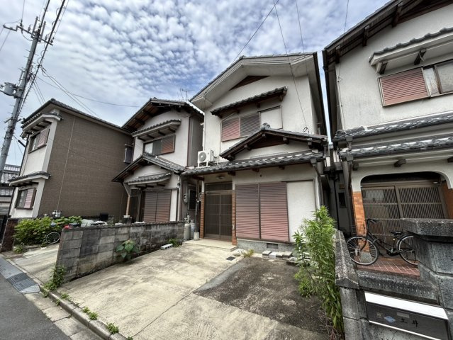 桜井市新屋敷戸建ての外観