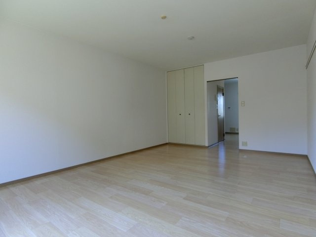 サンライフ門脇Bの居間・リビング