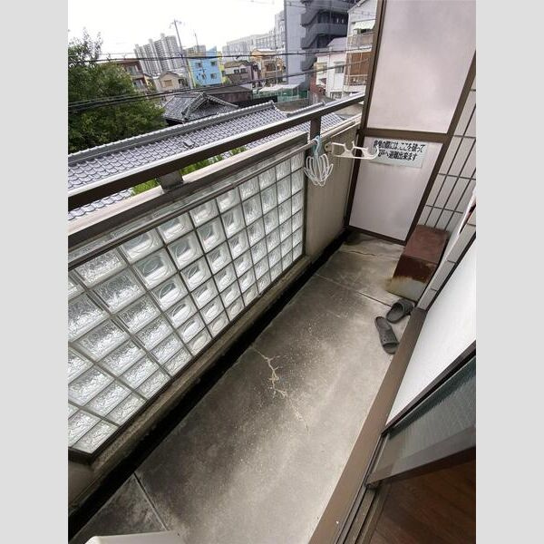 ローズインローズ2のバルコニー