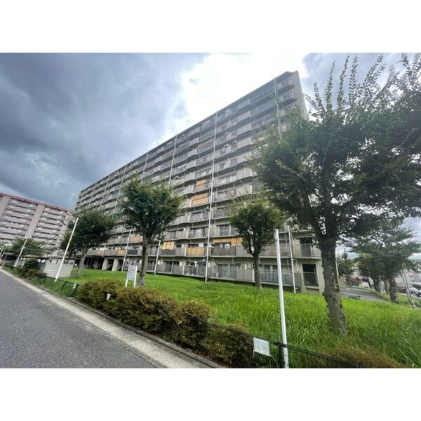 山科市営住宅1棟の外観