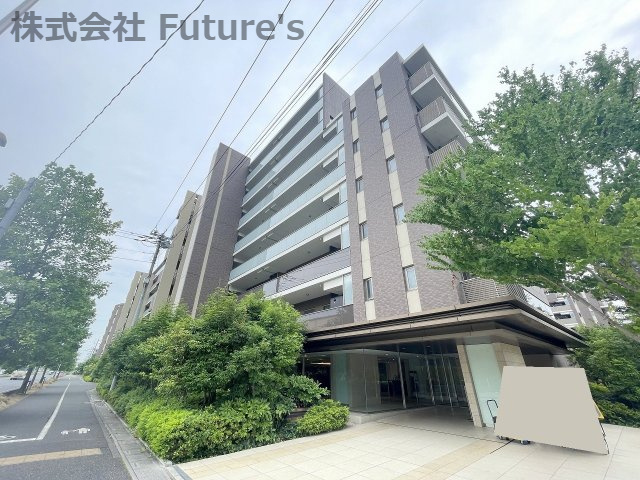 グランメディオ新三郷の外観|JR武蔵野線「新三郷」駅徒歩9分・徒歩圏内に買い物施設が充実