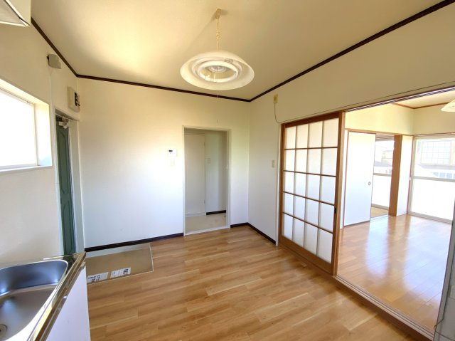 サンステージの居間・リビング