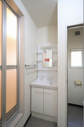 広島市安佐北区口田５丁目のアパートの洗面所