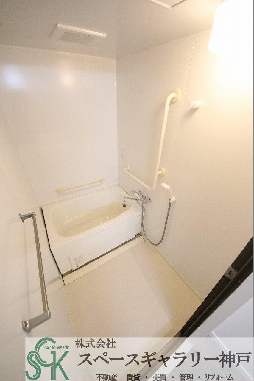 入江第二の浴室|※お部屋により仕様が異なる場合があります。