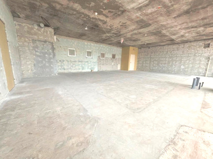 佐野湊団地　貸店舗事務所の内装