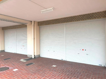 佐野湊団地　貸店舗事務所の外観