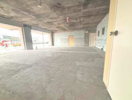 佐野湊団地　貸店舗事務所の内装