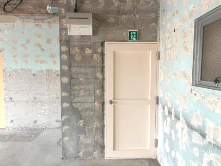 佐野湊団地　貸店舗事務所の内装