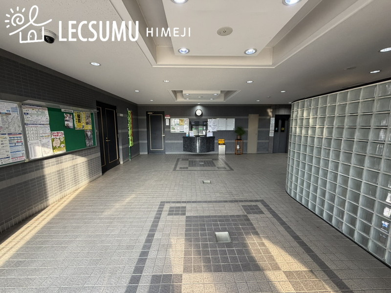 ライオンズマンション姫路西今宿のエントランス