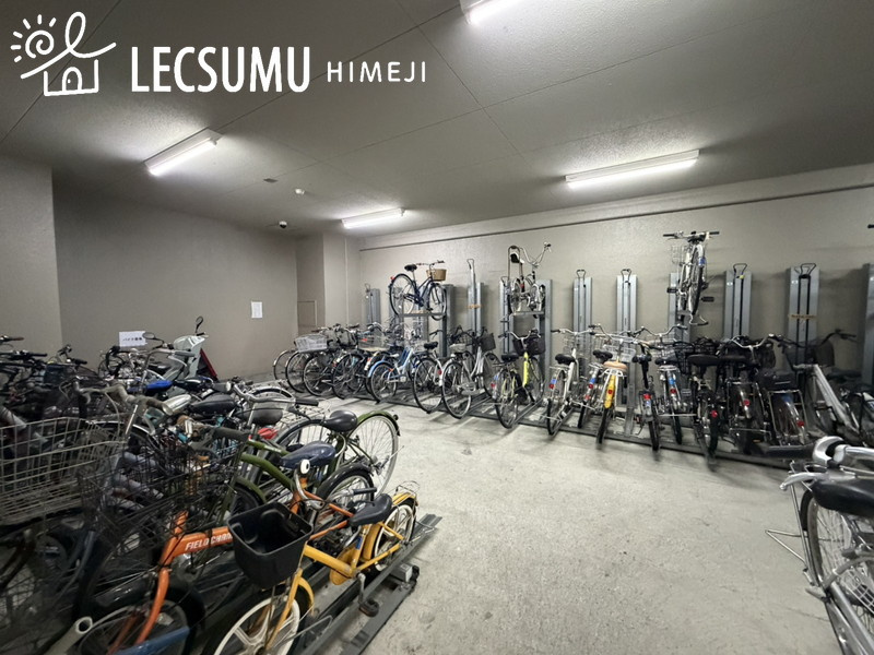 ライオンズマンション姫路西今宿の駐輪場