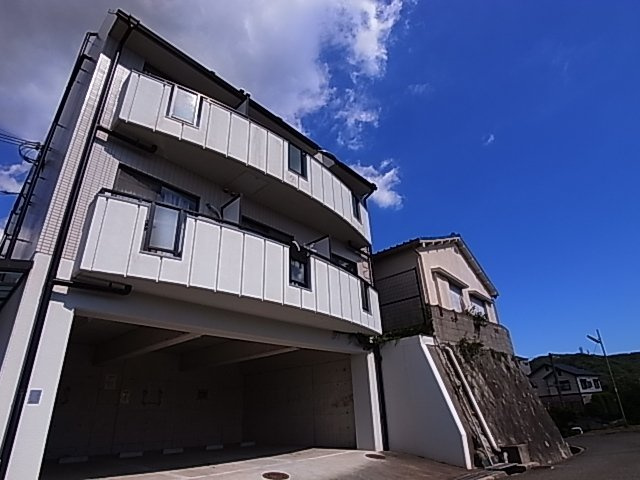 神戸市北区鈴蘭台北町１丁目の賃貸マンション