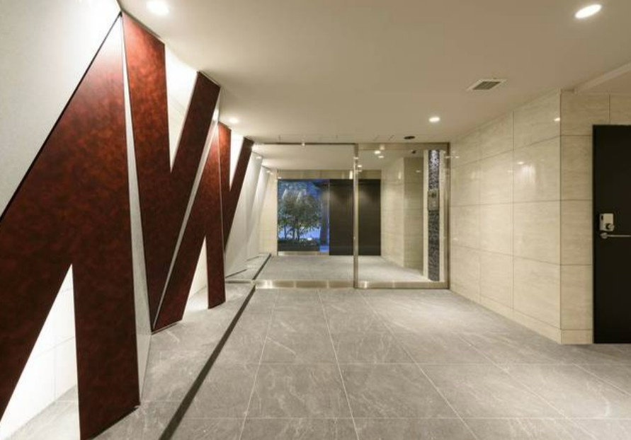 ガーラ・プレシャス神宮外苑のロビー