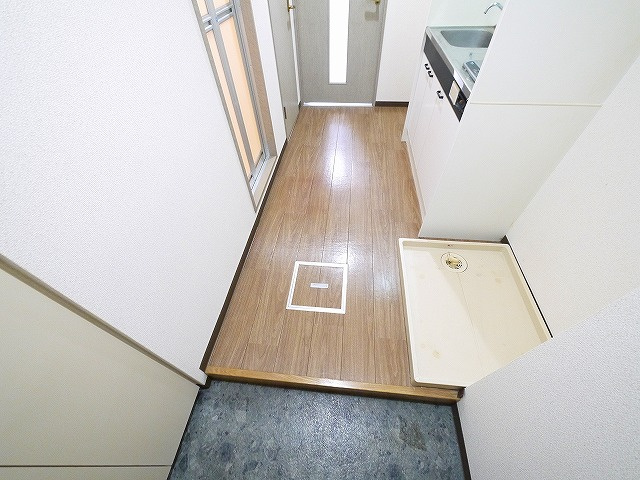 グレイスフローラ富雄の玄関