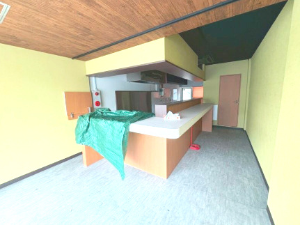 高槻市上本町　貸店舗