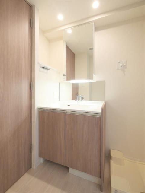 神宮北参道レジデンスの独立洗面台