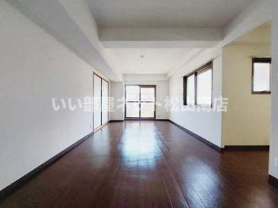 【居間・リビング】 | ロイヤルメゾン岩崎町