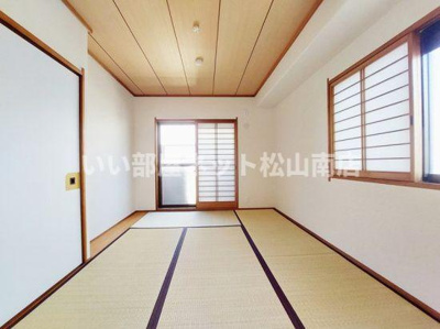 【和室】 | ロイヤルメゾン岩崎町