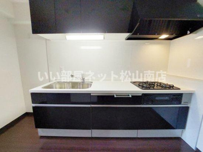 【キッチン】 | ロイヤルメゾン岩崎町