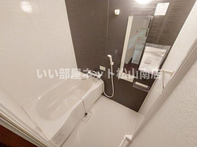 【浴室】 | ロイヤルメゾン岩崎町