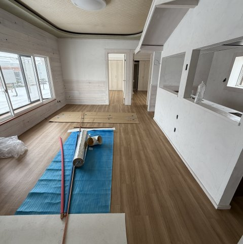 登別市富士町3丁目1-1アパートの居間・リビング