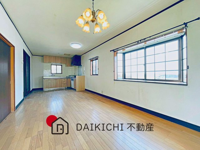 【居間・リビング】 | 久喜市上川崎　中古戸建