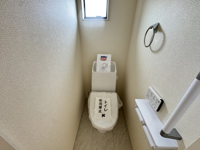 リーブルガーデンS  前橋茂木町第３　７号棟のトイレ|2階トイレです。清潔感のある白を基調としています。